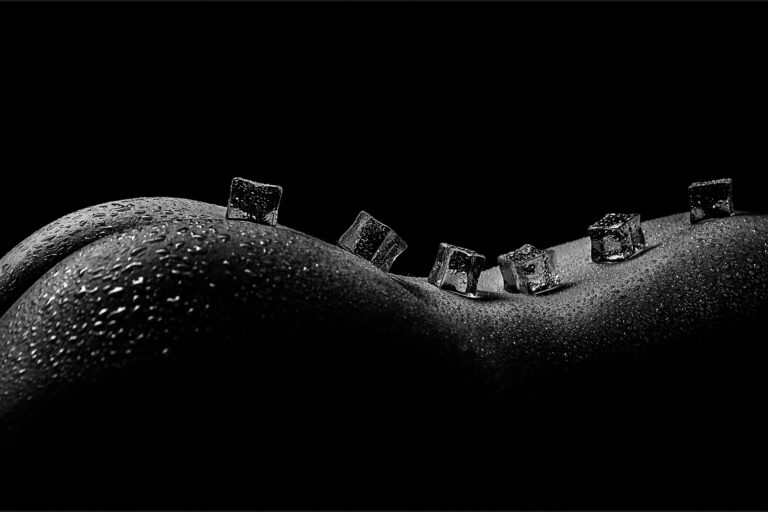 Kada žena kontroliše – sexi adresar poze gde je Ona gore!