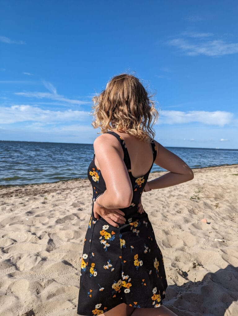 Vatreni cyber sex oglas – Upoznaj moje pravo lice