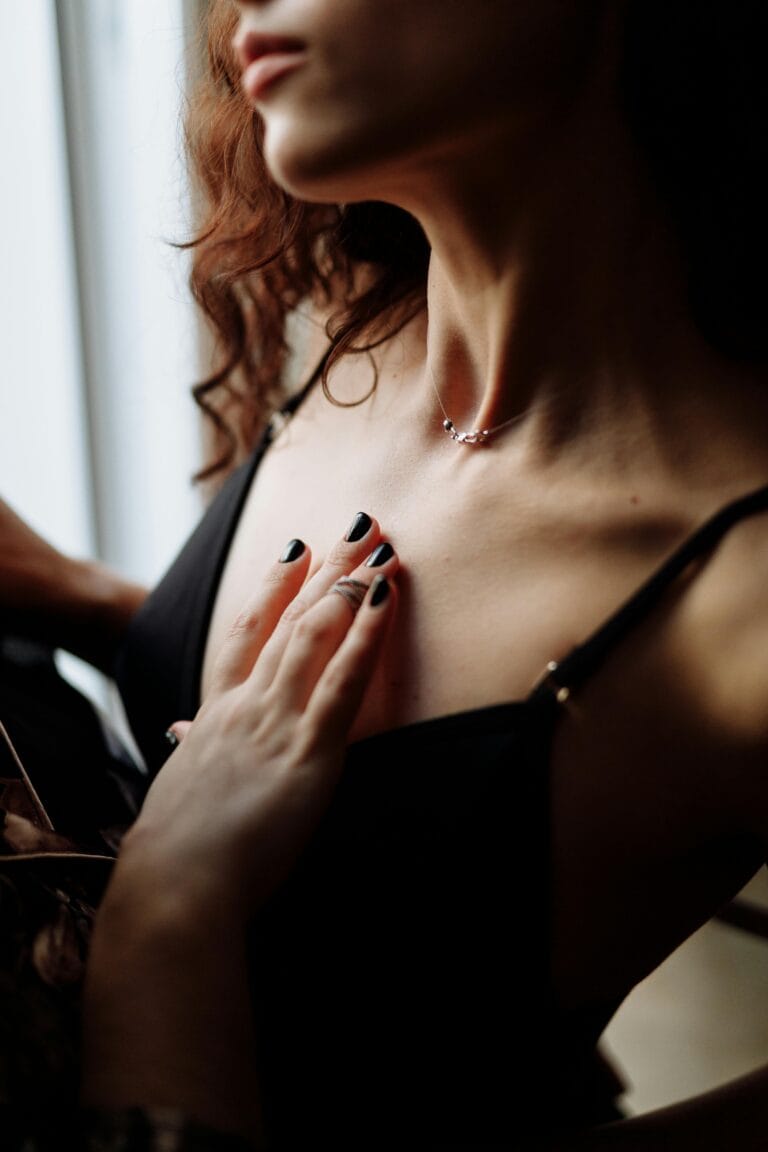 Rođaka i fetiš drugarica 1