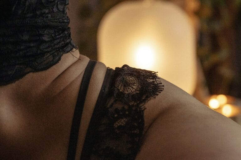 Seksualno obrazovanje 3 – mamin fetiš