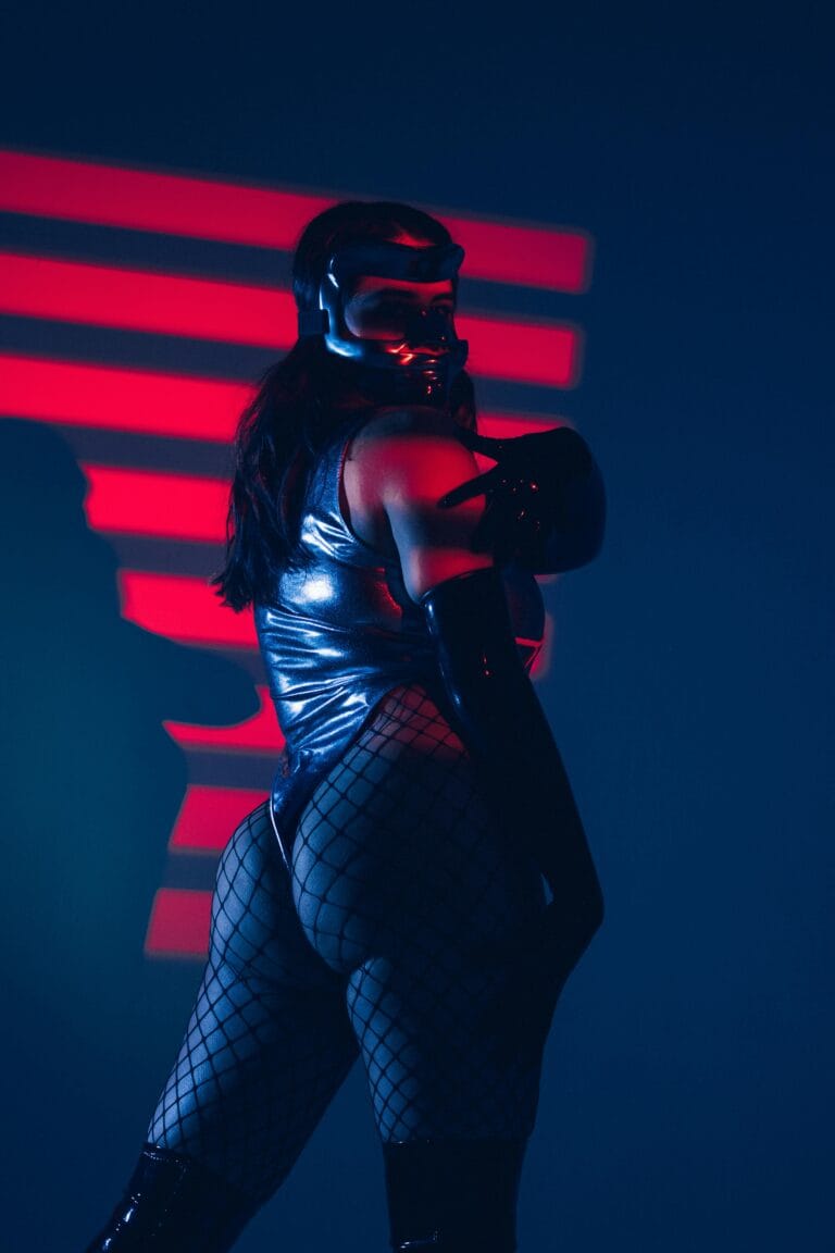 Mistična knjižara 2 – slavne rupe